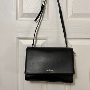 Kate spade black bag with suede sides in great condition !!
